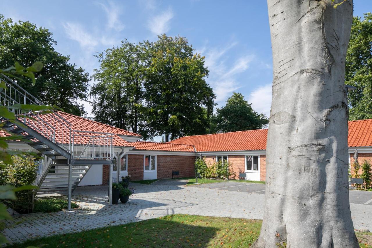 Weberhof Ferienapartments In Rostrup Am Westufer Des Zwischenahner Meers Bad Zwischenahn Exterior foto